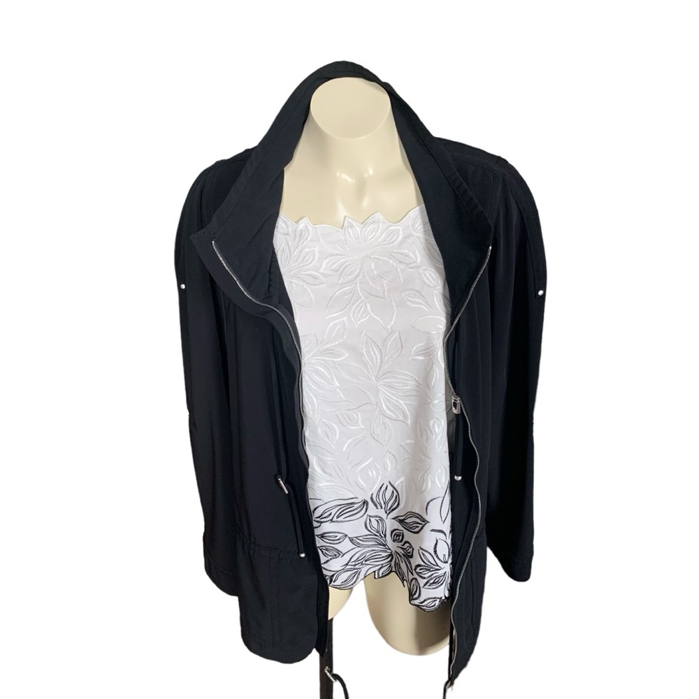 St John Sport Black Outer Jacket Size Large